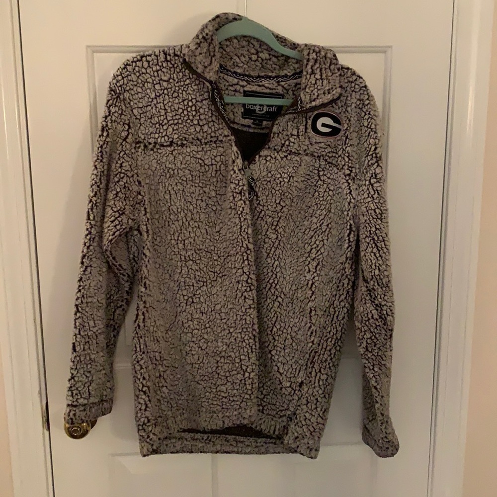 Uga sweater